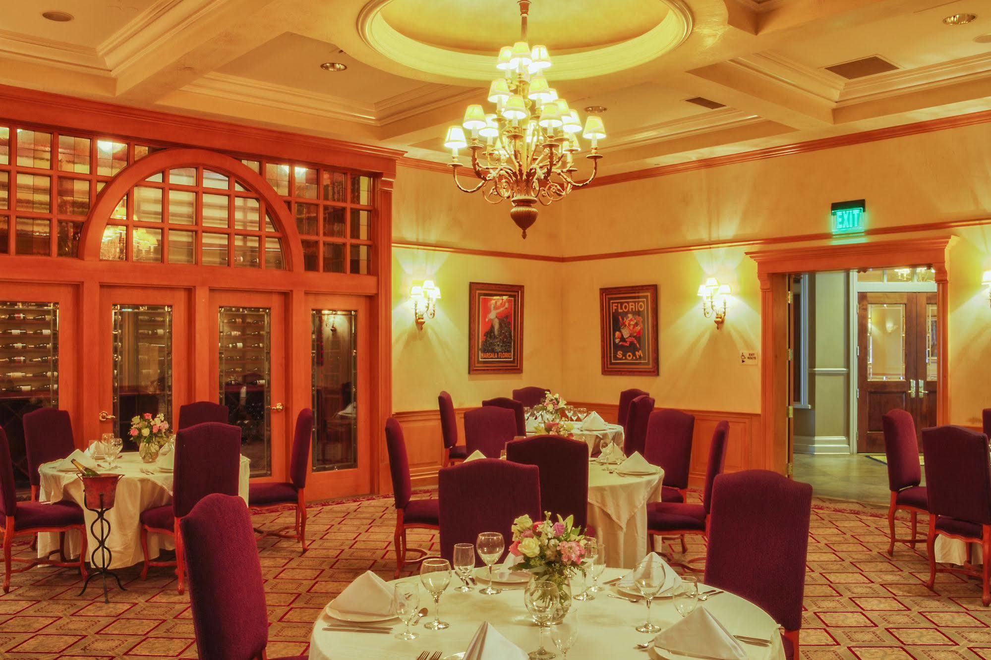 Hotel Carlton